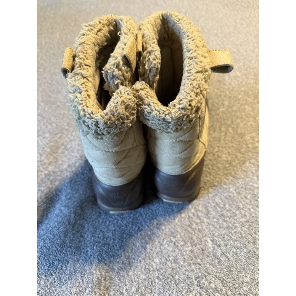 THE NORTH FACE US 9.5 Waterproof Primaloft Insulated Snow Boots